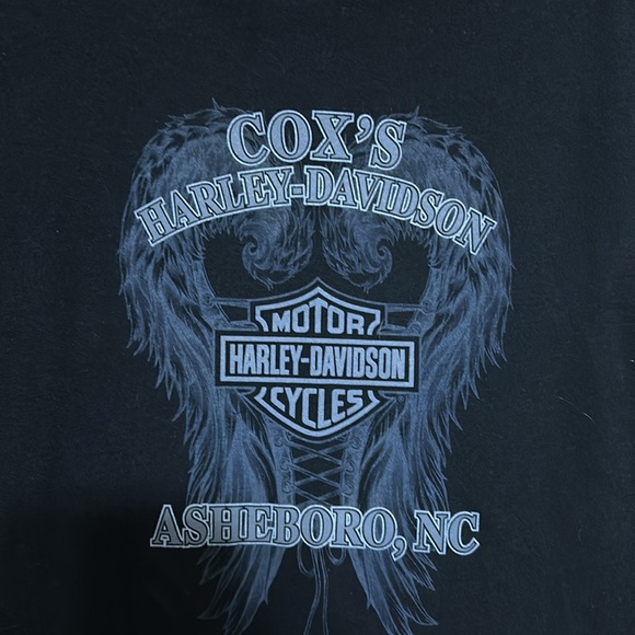 Women’s clothing - Picture 4 of 5